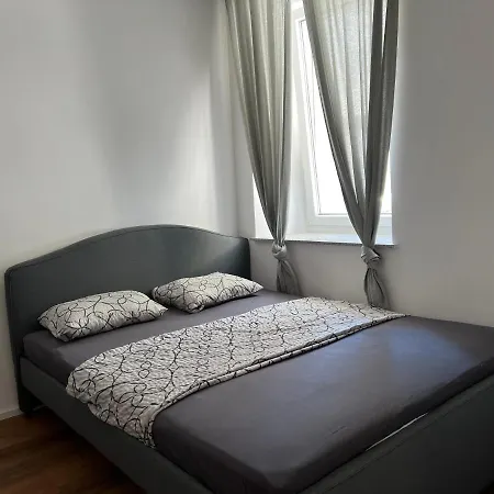 Ljubljana Studios * 류블랴나